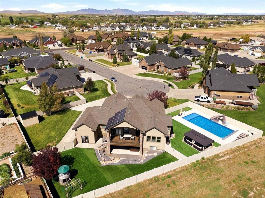 Maison à Clearfield, Utah, États-Unis 1 - 18786198