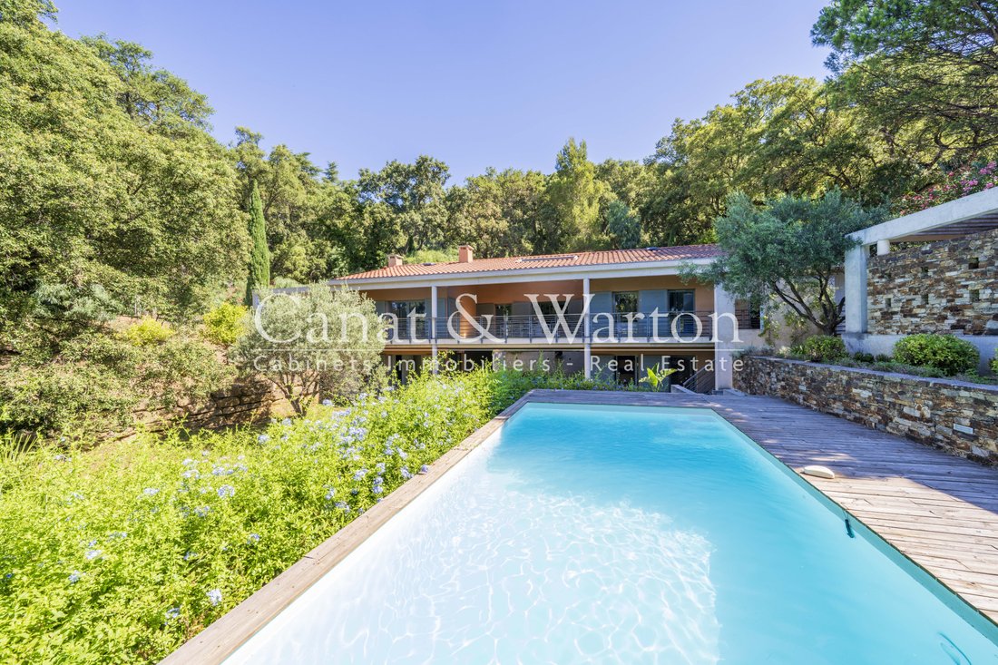 Villa in Rayol-Canadel-sur-Mer, Provence-Alpes-Côte d'Azur, Frankreich 1 - 18313710