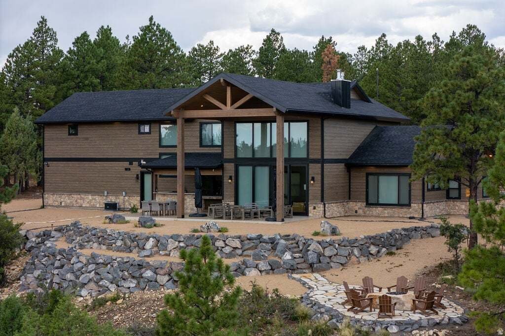 House in Duck Creek Village, Utah, United States 4 - 18783457