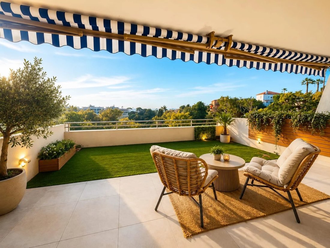 Appartamento a Cannes, Provenza-Alpi-Costa Azzurra, Francia 2 - 15824935