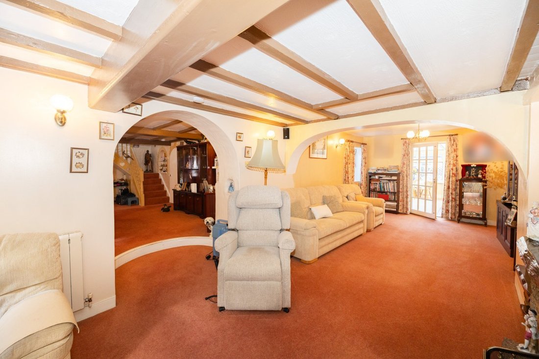 House in United Kingdom 4 - 18783433