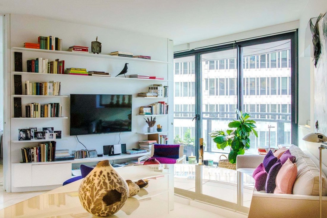 Condo in Vancouver, British Columbia, Canada 2 - 18787886