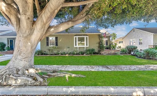 House in Signal Hill, California, United States 1
