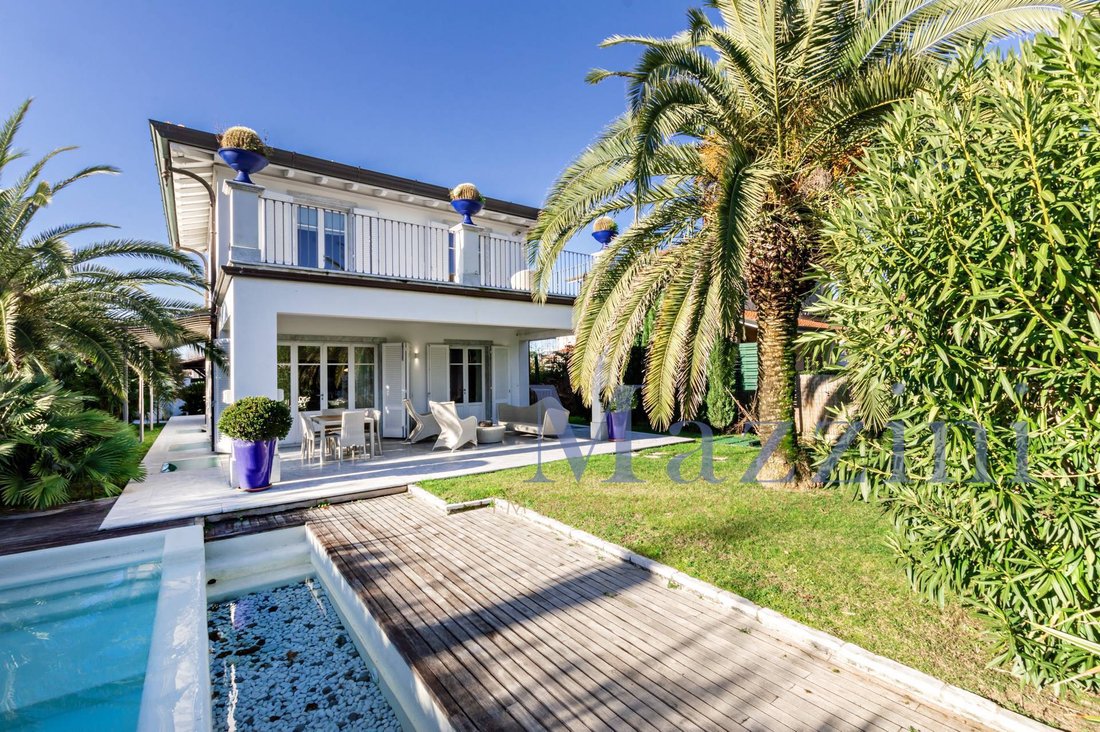 Villa en Vittoria Apuana, Forte dei Marmi, Toscana 1 - 18788786