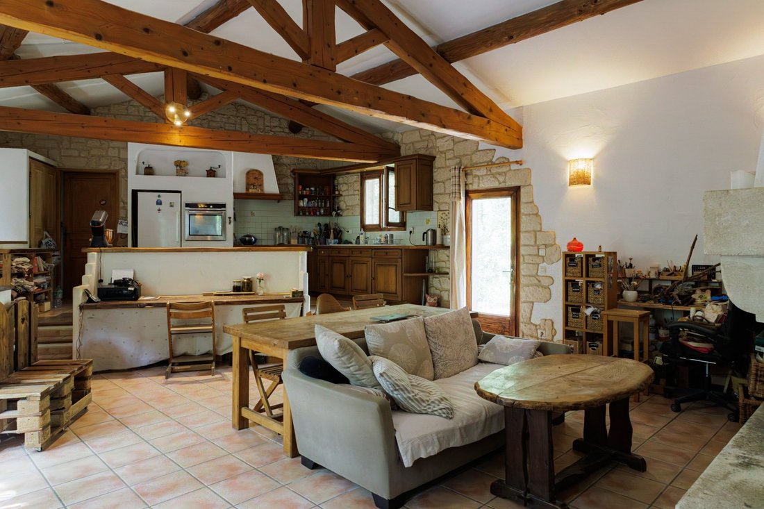 Casa en Saumane-de-Vaucluse, Provenza-Alpes-Costa Azul, Francia 1 - 18784866