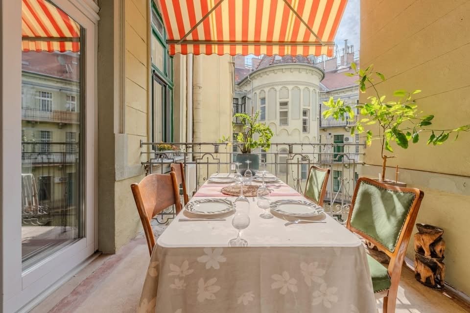 Appartamento a Budapest, Budapest, Ungheria 1 - 18784623