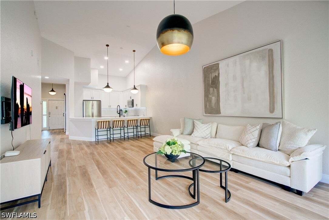 Condo in Naples, Florida, United States 4 - 18786331