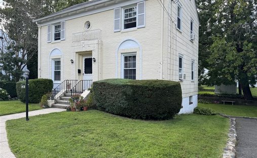 House in Yonkers, New York, United States 1