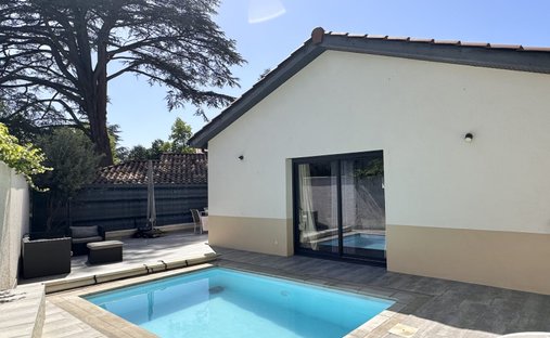 House in Charly, Auvergne-Rhône-Alpes, France 1