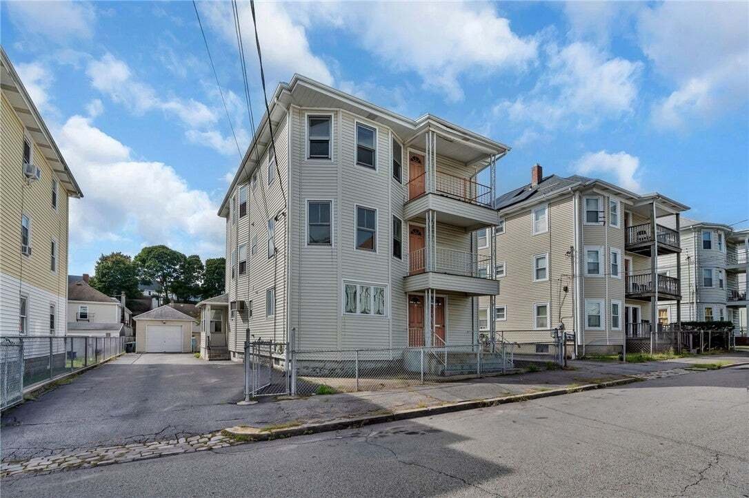 Central Falls, Rhode Island, United States 1 - 18783491