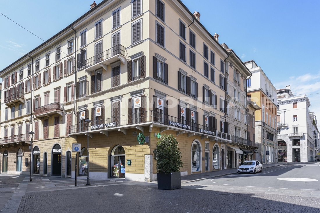 Wohnung in Centro Storico, Brescia, Lombardei 1 - 18784151