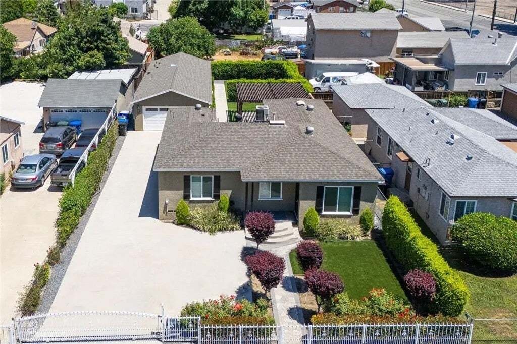 Condo in Pomona, California, United States 2 - 18783926