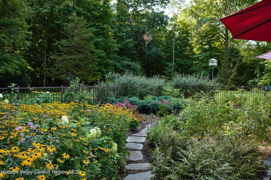 House in New Paltz, New York, United States 4 - 18015748
