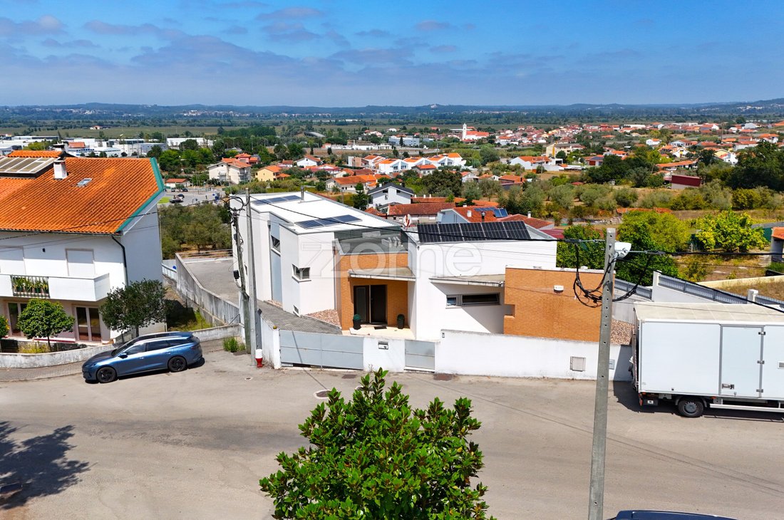 Casa a Taveiro, Ameal e Arzila, Distretto di Coimbra, Portogallo 1 - 18787972