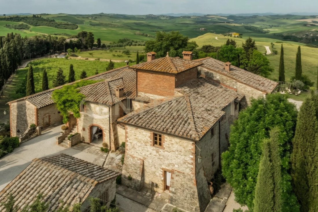 Maisons de campagne à Asciano, Toscane, Italie 5 - 18786288