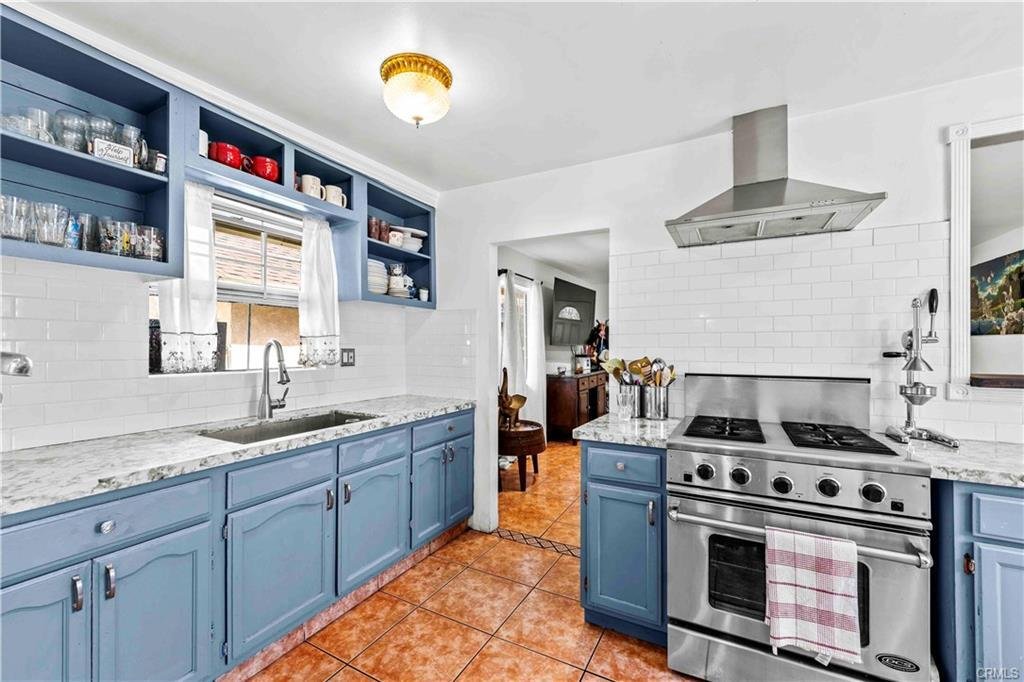 House in East Los Angeles, California, United States 2 - 18785607