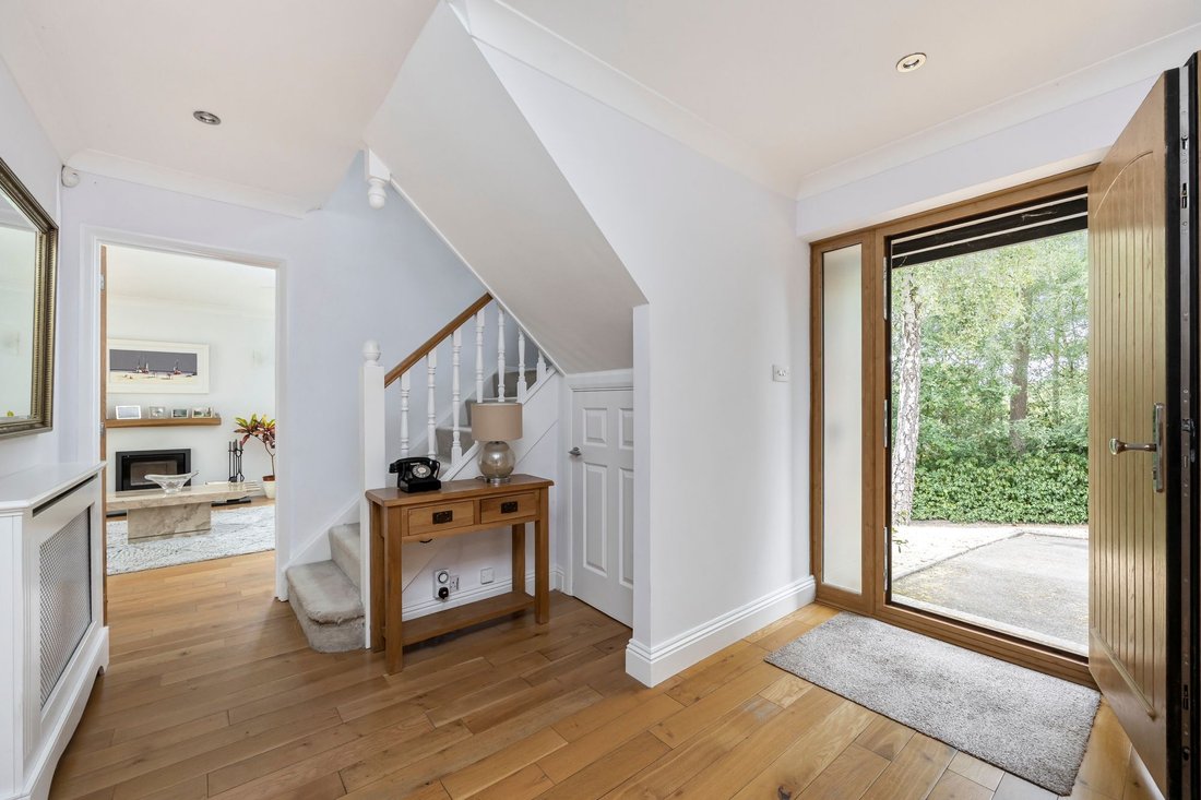 House in Storrington, England 5 - 18784857