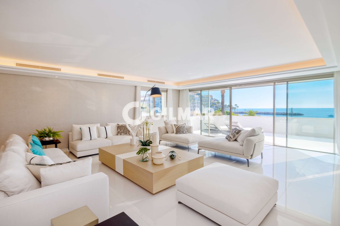 Appartamento a Puerto Banus, Marbella, Spagna 1 - 18762640