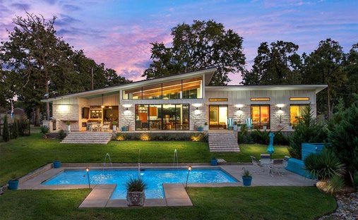 House in Trinidad, Texas, United States 1