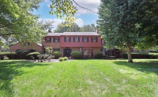 House in Woodbourne-Hyde Park, Ohio, United States 1