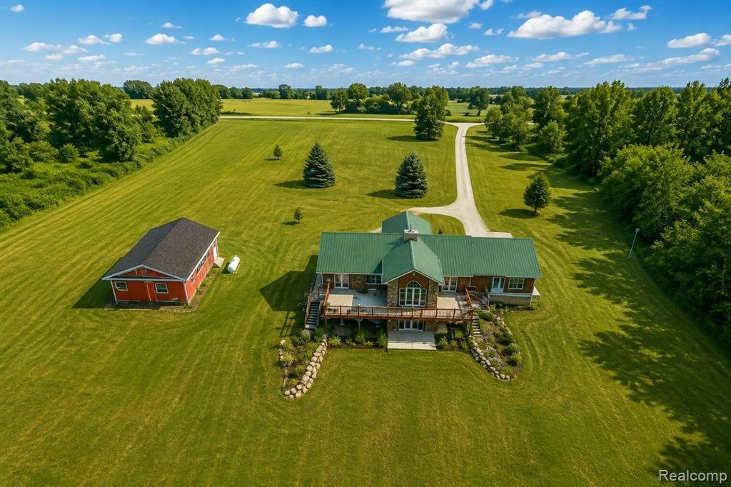 House in Durand, Michigan, United States 2 - 18789453