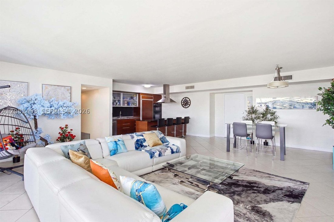Appartement à Hallandale Beach, Floride, États-Unis 2 - 18789725