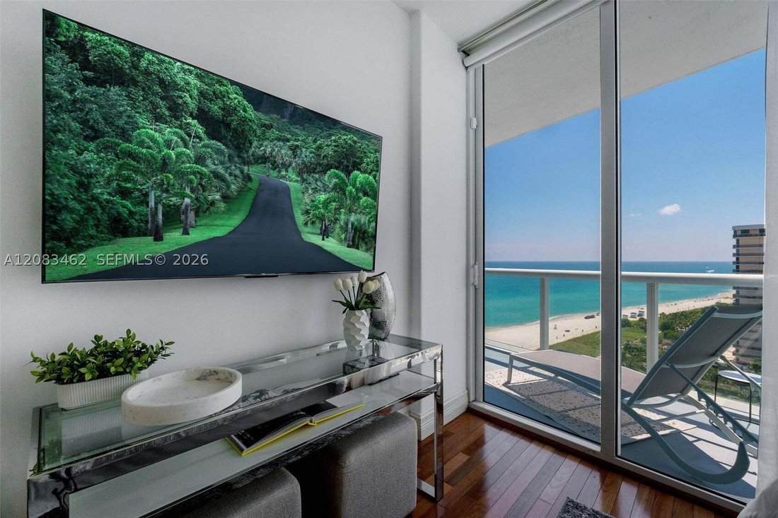 Condo in Miami Beach, Florida, United States 4 - 18789730