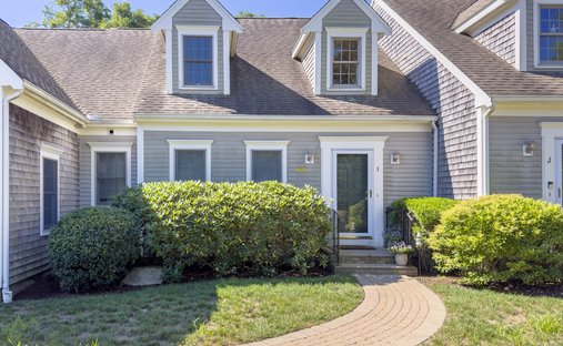 Townhouse in Orleans, Massachusetts, United States 1