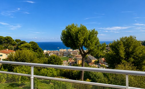 Wohnung in Dorf-Cros de Caste-Coupiere-Mont Gros, Roquebrune-Cap-Martin, Frankreich 1