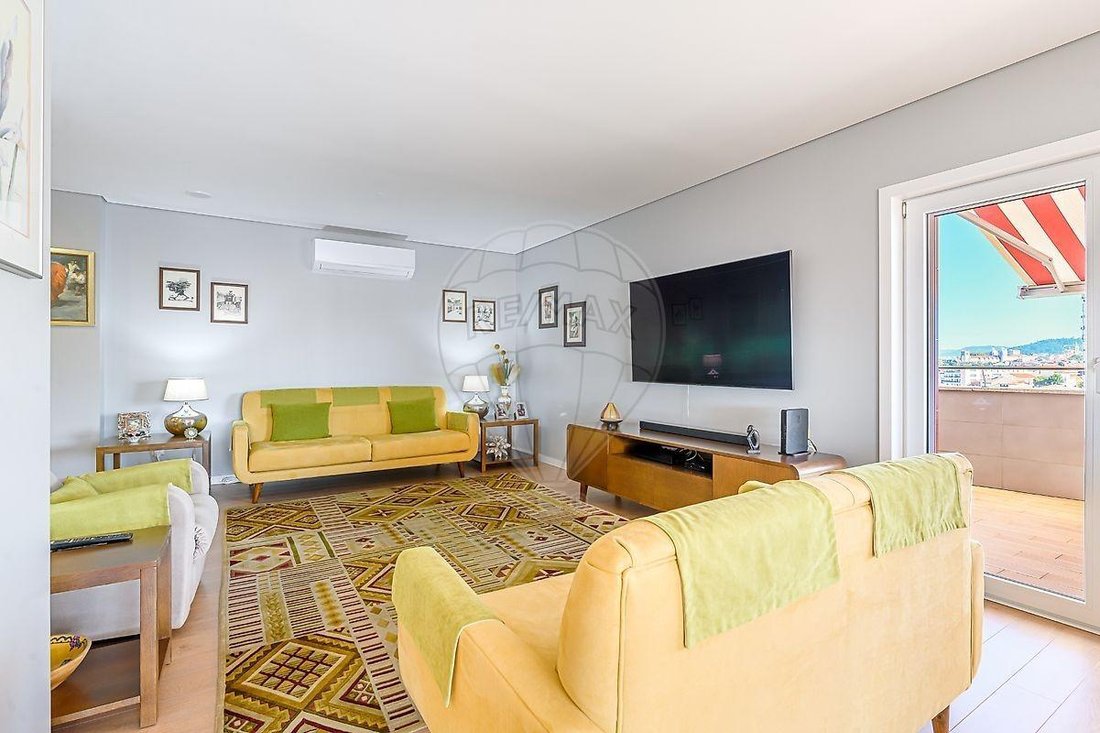 Apartamento en Braga (Maximinos, Se e Cividade), Braga, Portugal 4 - 18790186