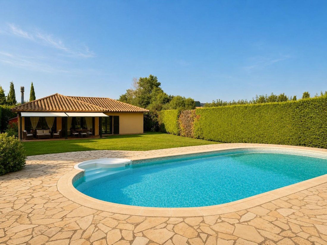 Villa in Navata, Catalonia, Spain 1 - 16100900