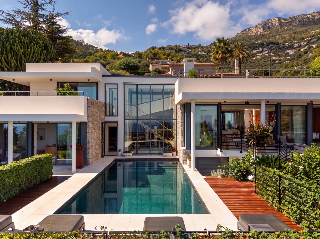 Villa in Èze, Provence-Alpes-Côte d'Azur, France 1 - 18790323
