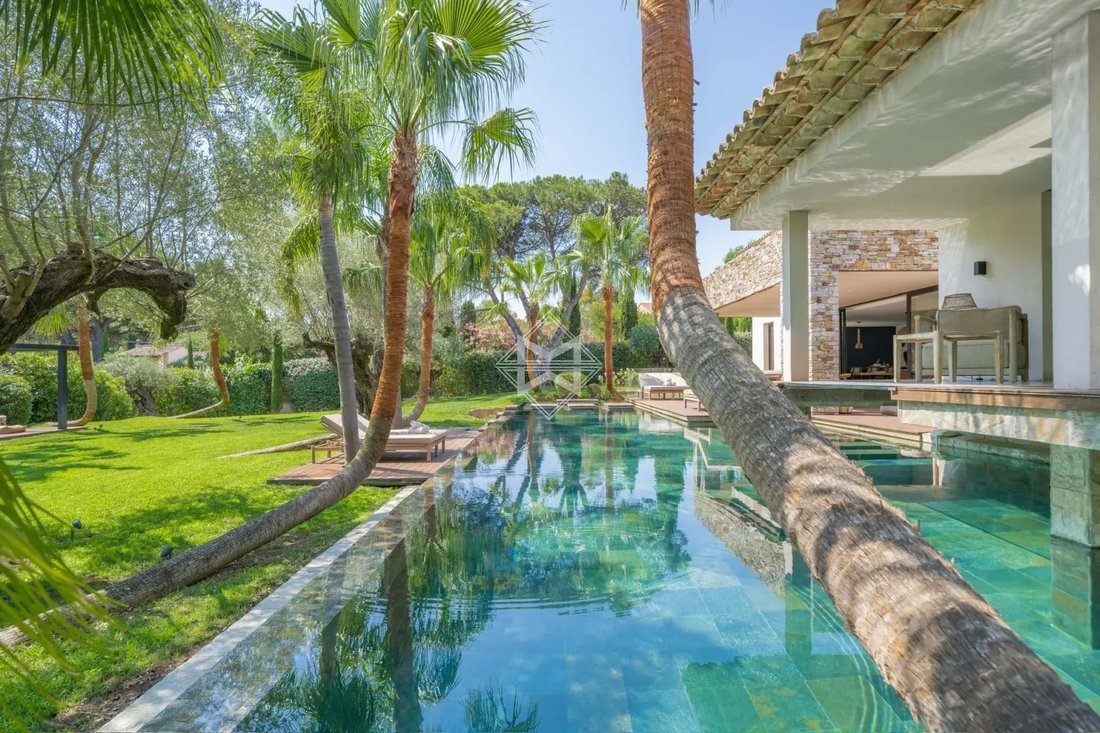Villa en Zone Est Diffuse, San Tropez, Francia 3 - 18790332
