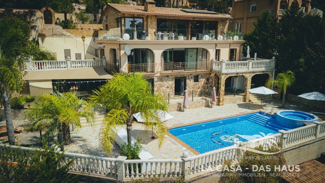 House in Lloret de Mar, Catalonia, Spain 4 - 18790388