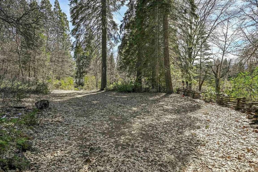 Casa en Mount Shasta, California, Estados Unidos 4 - 15416104