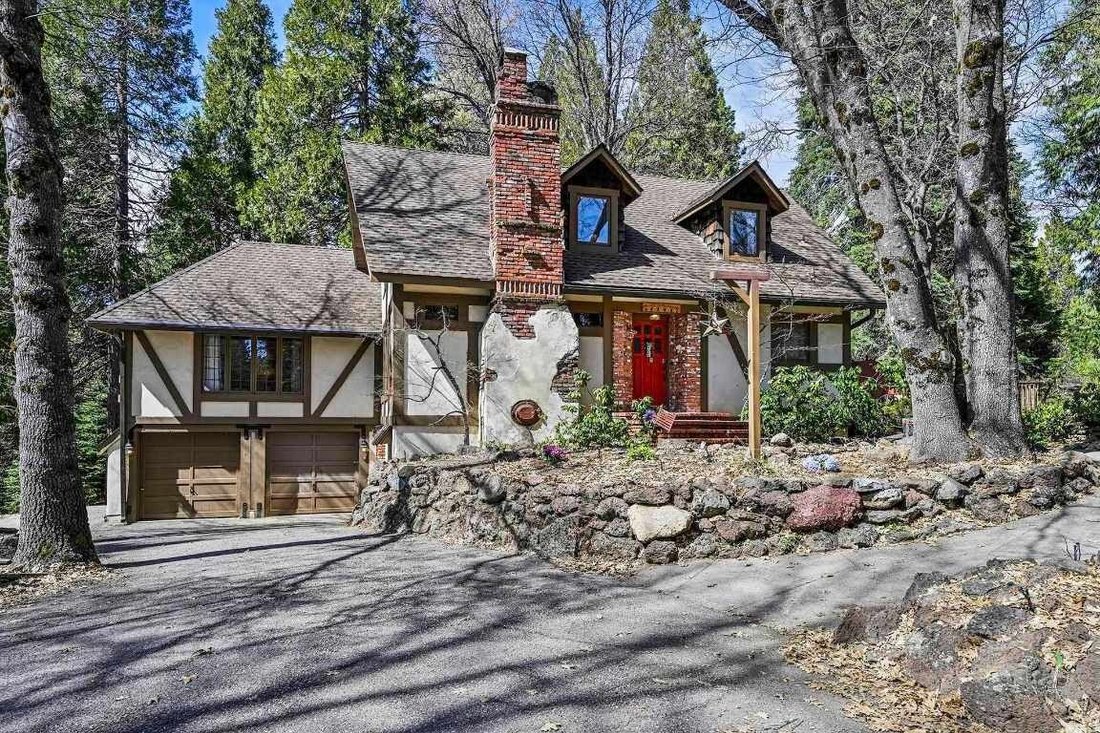 Casa en Mount Shasta, California, Estados Unidos 1 - 15416104