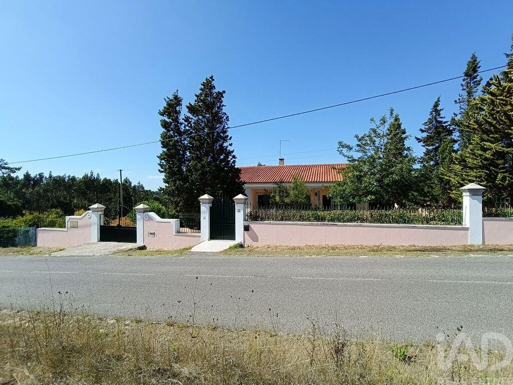 Townhouse in Alvorninha, Leiria District, Portugal 2 - 18790164