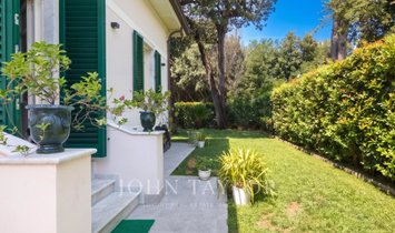 Villa in Pietrasanta, Tuscany, Italy 2