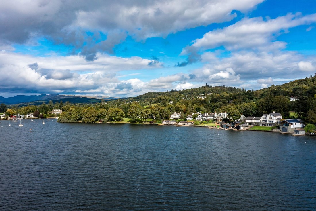 House in Windermere, England 1 - 16279663