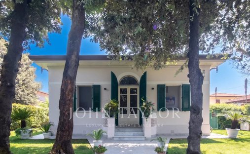 Villa en Pietrasanta, Toscana, Italia 1