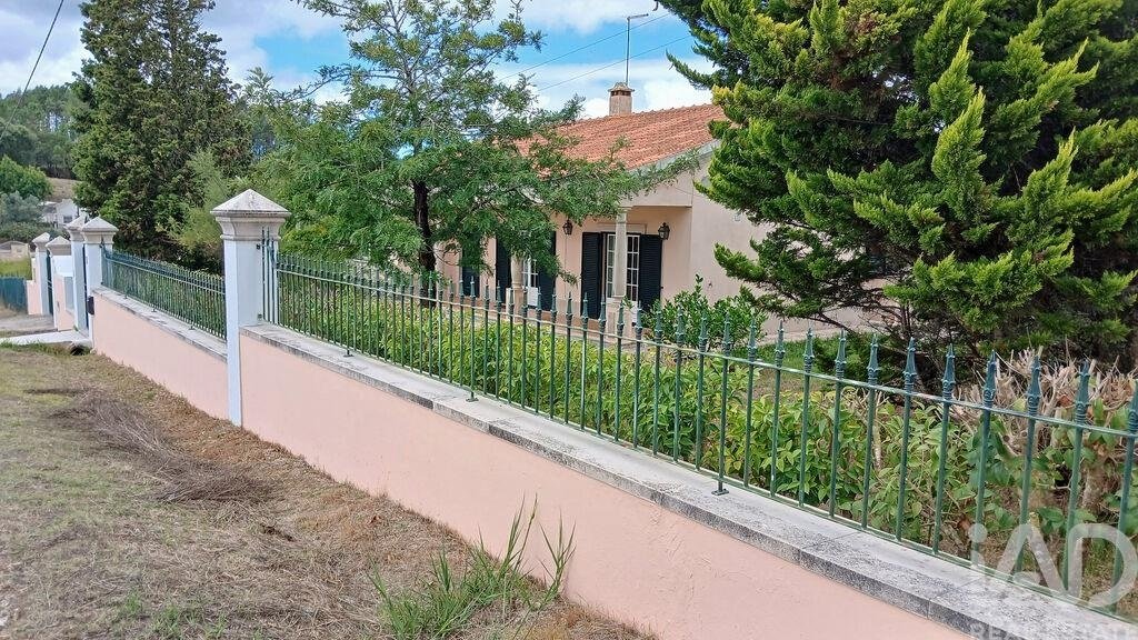 Townhouse in Alvorninha, Leiria District, Portugal 1 - 18790164