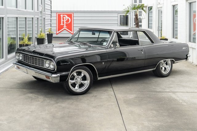 Coupe in Bellevue, WA, United States 2 - 18747802