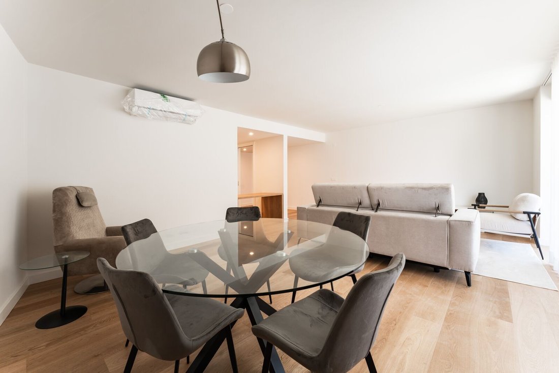 Apartment in Moscavide e Portela, Lisbon, Portugal 4 - 16469053