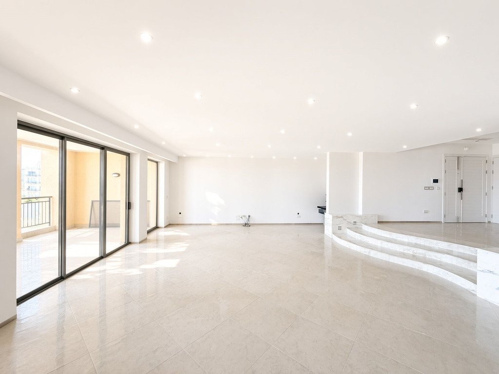 Apartment in Saint Julian's, Malta 4 - 18783035