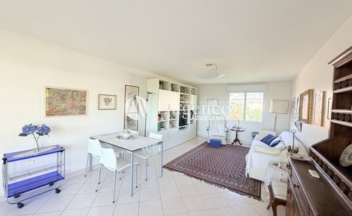 Appartement à Saint-Laurent-du-Var, Provence-Alpes-Côte d'Azur, France 1
