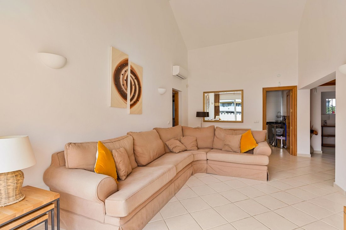 Wohnung in Nueva Andalucía, Marbella, Spanien 4 - 18790683