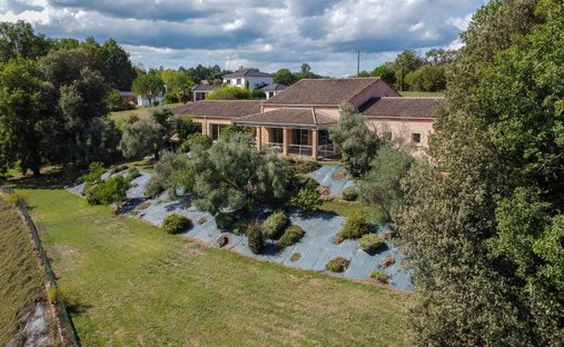 Haus in Carsac-Aillac, Neu-Aquitanien, Frankreich 1