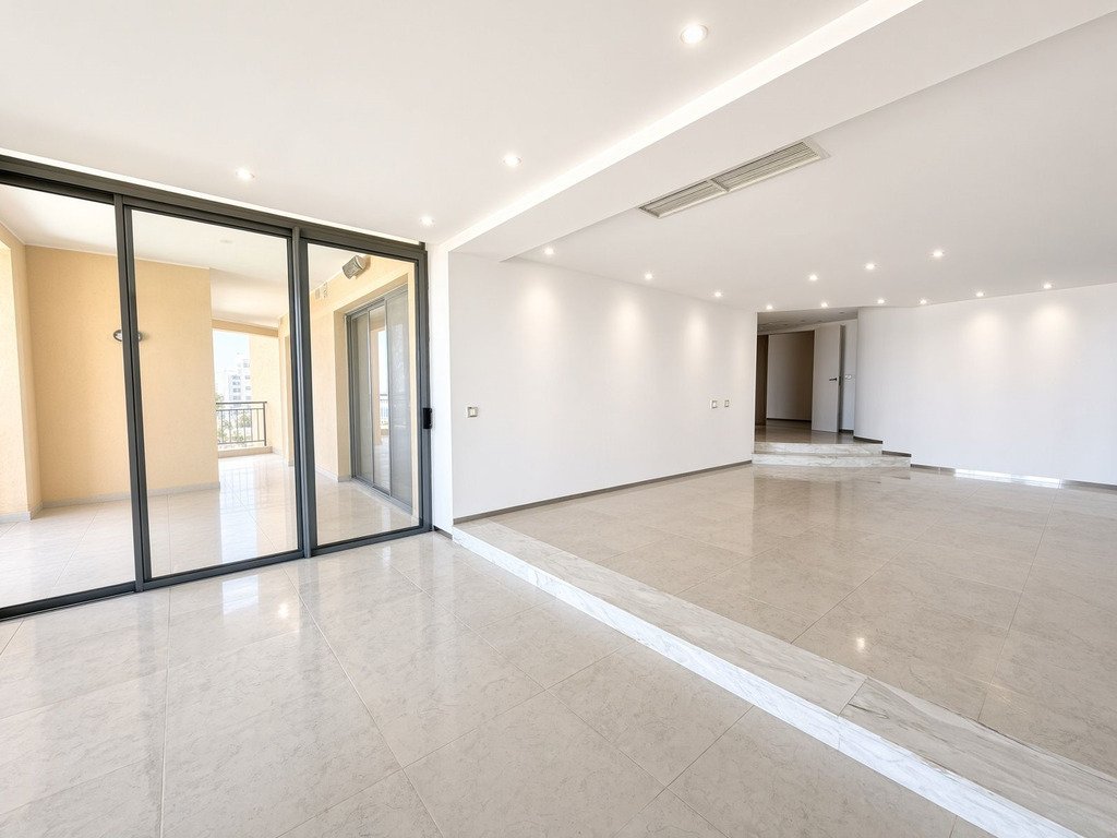Apartment in Saint Julian's, Malta 5 - 18783035