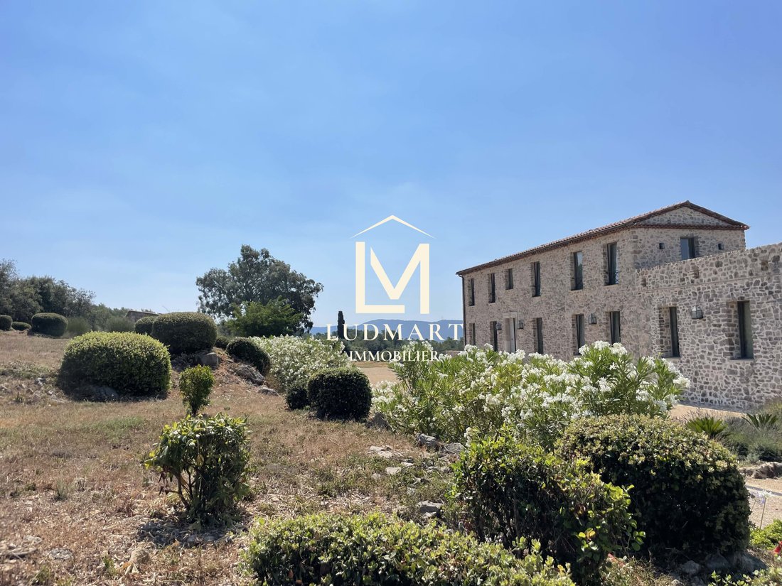House in La Motte, Provence-Alpes-Côte d'Azur, France 1 - 18790608