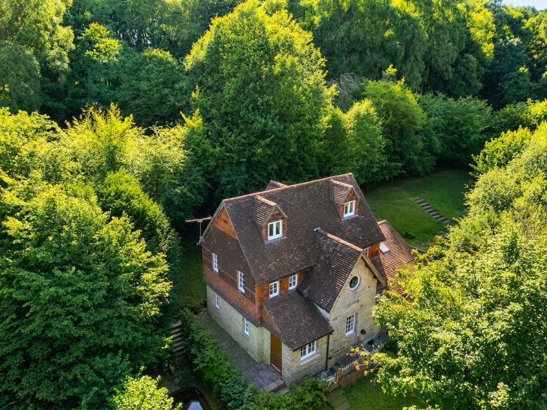 House in Maresfield, England 1 - 18790770